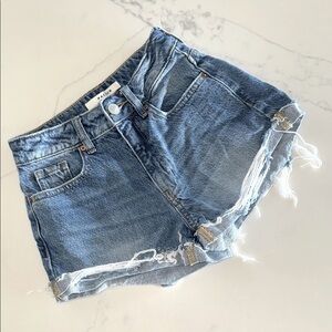 PACSUN Denim Women's Raw Hem Mom Shorts Size 22